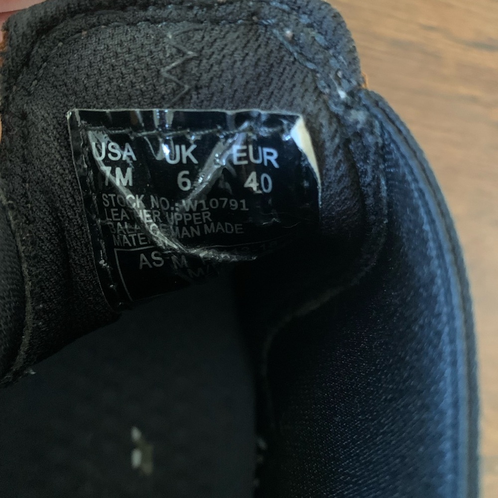 Wolverine Slip-Resistant Work Boots - image 7